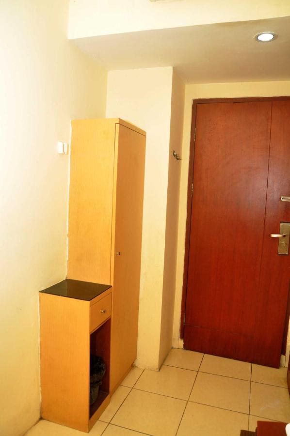 Ams Penthouse Hotel Jakarta Bagian luar foto