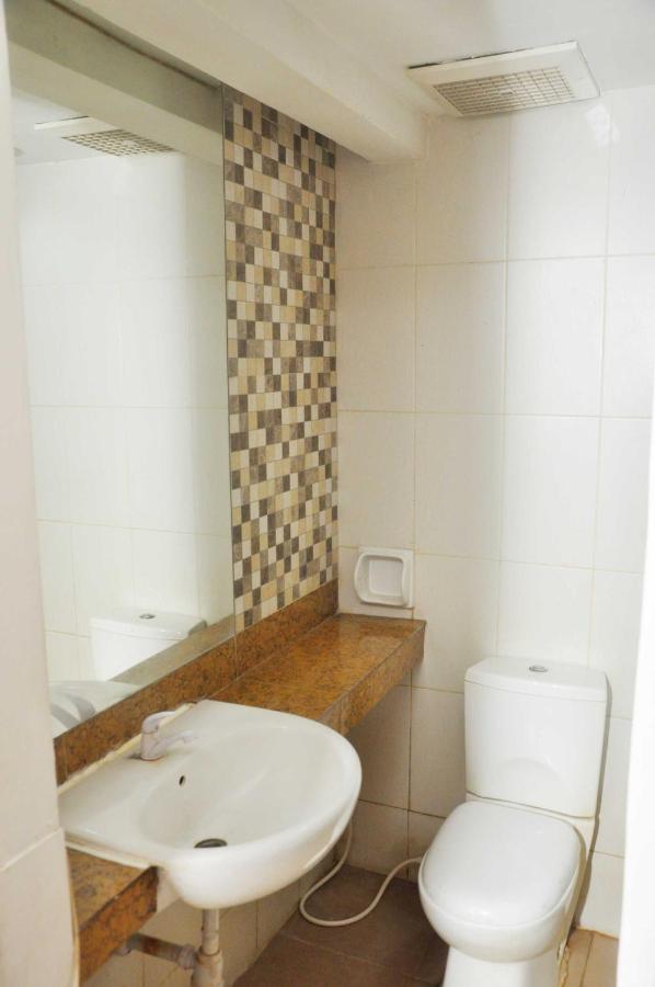 Ams Penthouse Hotel Jakarta Bagian luar foto