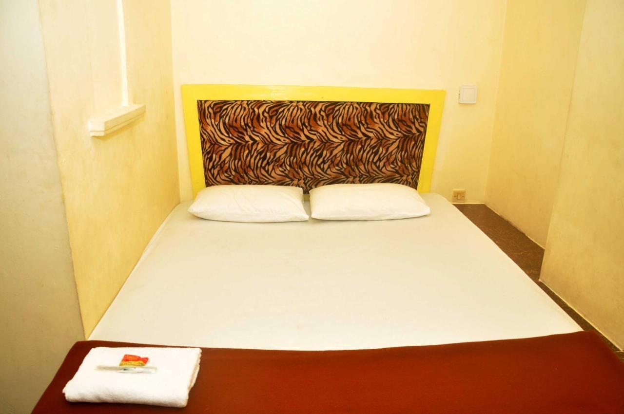 Ams Penthouse Hotel Jakarta Bagian luar foto